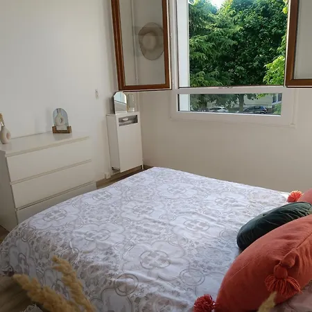 Private In Cozy - Line 14, Direct Access To Paris - Airport Orly 홈스테이 *